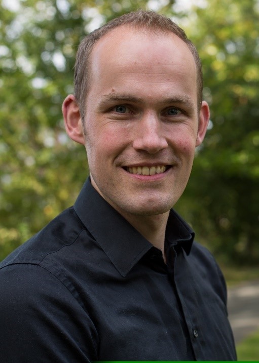 Dr. Stefan Hartman